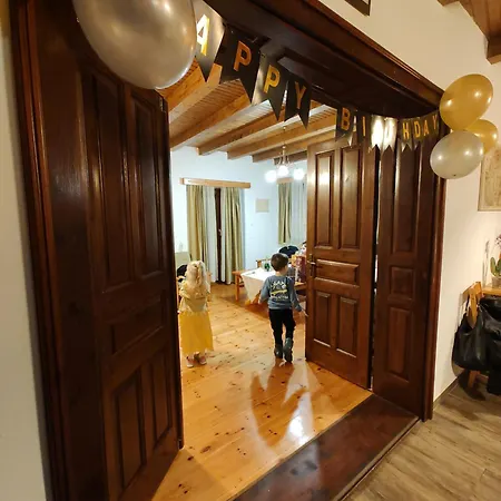 Franko Tanya Vendeghaz Сasa de vacaciones