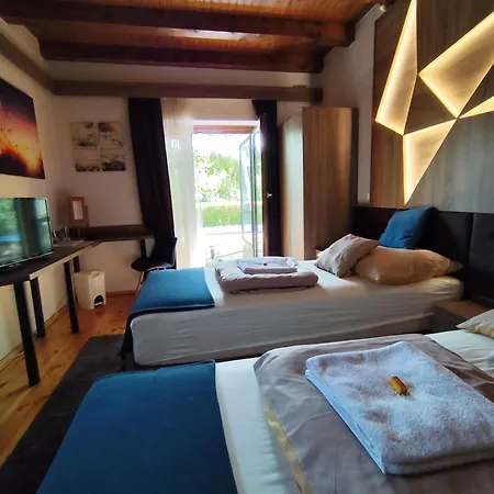 Franko Tanya Vendeghaz Szarvas